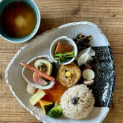 豆こ食堂とおやつ やむなし